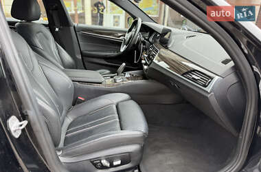 Седан BMW 5 Series 2017 в 