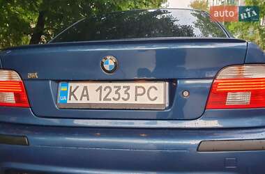 Седан BMW 5 Series 2002 в 