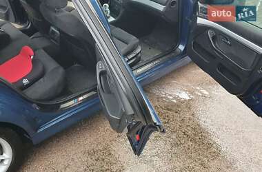 Седан BMW 5 Series 2002 в 