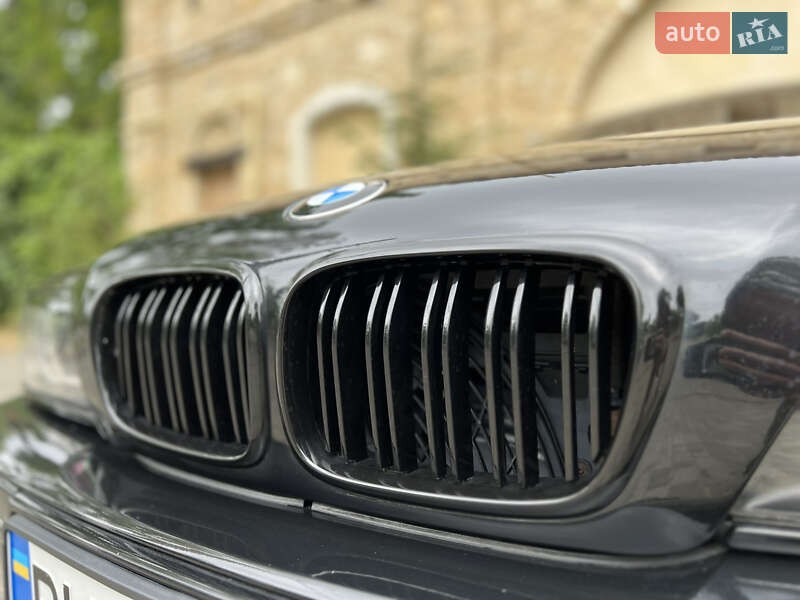 Седан BMW 5 Series 2002 в Одесі