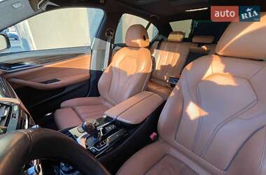 Седан BMW 5 Series 2020 в 