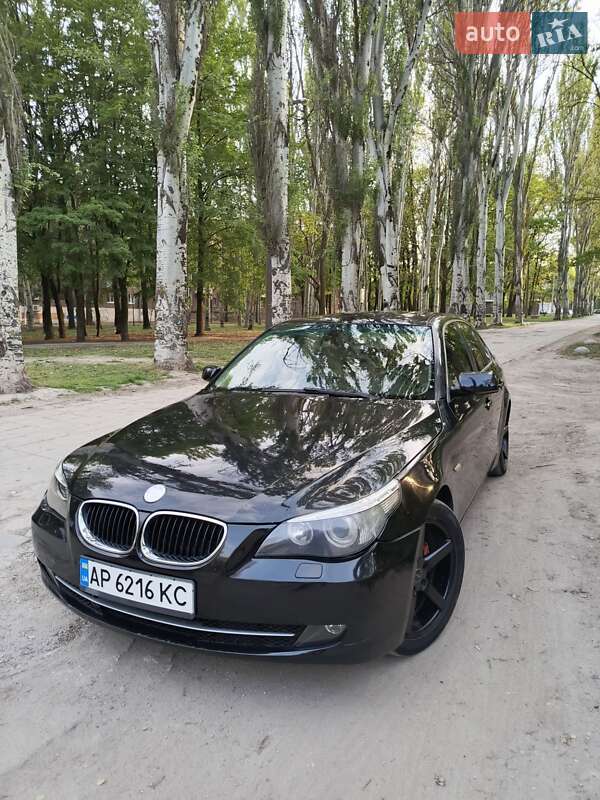 Седан BMW 5 Series 2004 в 
