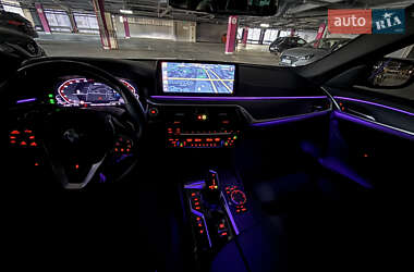 Седан BMW 5 Series 2021 в 