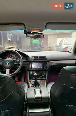Седан BMW 5 Series 2002 в 