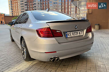 Седан BMW 5 Series 2012 в 