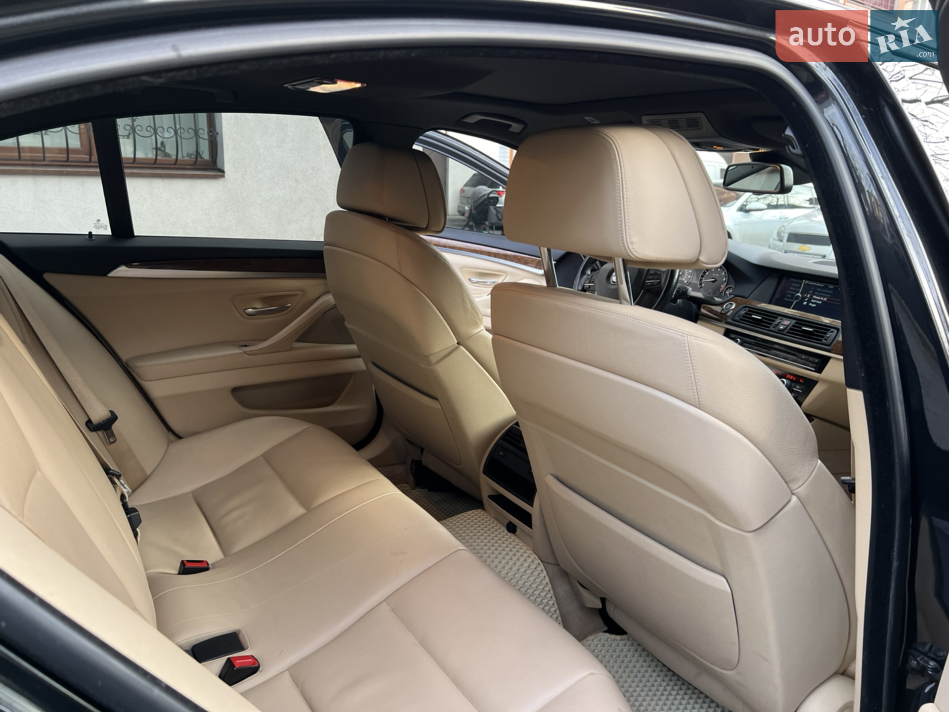 2012 BMW 5er - мініатюра 13