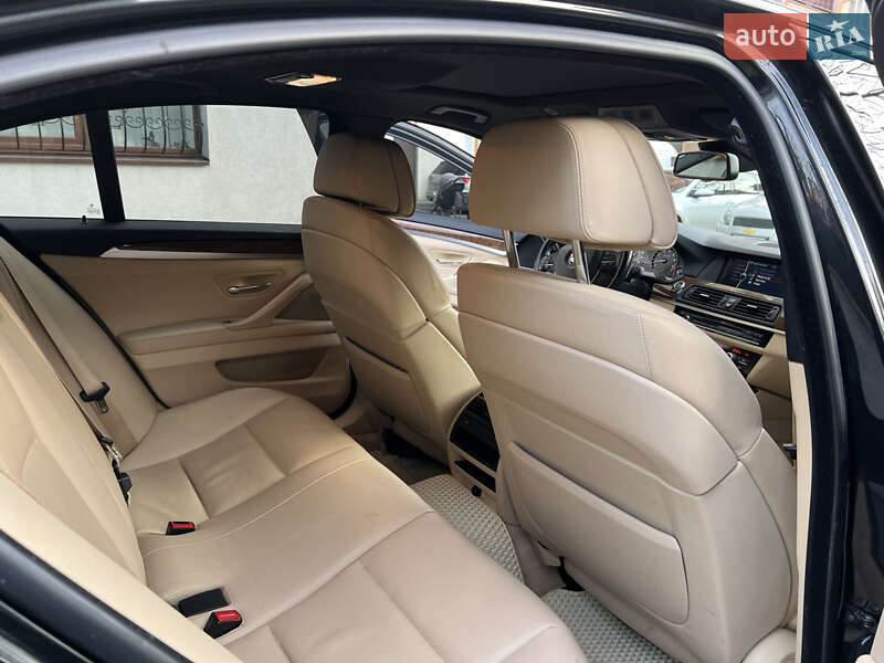 Седан BMW 5 Series 2012 в Тернополе