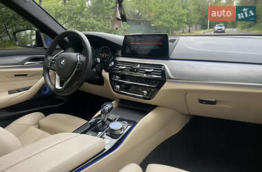 Седан BMW 5 Series 2019 в 