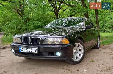 Седан BMW 5 Series 2001 в Новомосковську