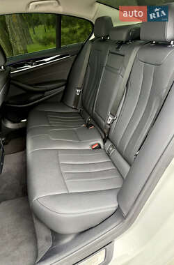 Седан BMW 5 Series 2020 в 