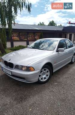 Седан BMW 5 Series 2001 в Харкові