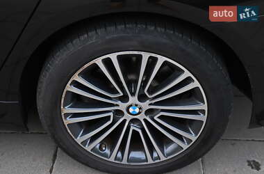Седан BMW 5 Series 2017 в 