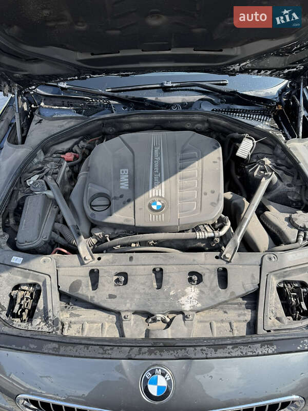 Седан BMW 5 Series 2013 в Ровно