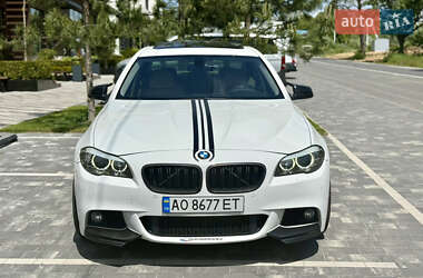 Седан BMW 5 Series 2012 в 