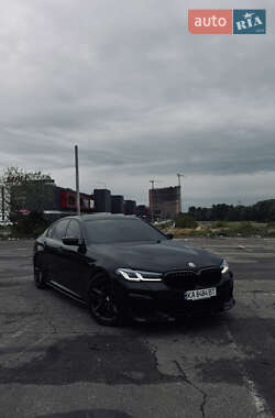 Седан BMW 5 Series 2017 в 
