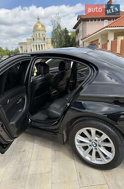 Седан BMW 5 Series 2013 в 