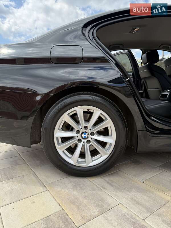 Седан BMW 5 Series 2013 в Болграде фото 14 Седан BMW 5 Series 2013 в Болграде