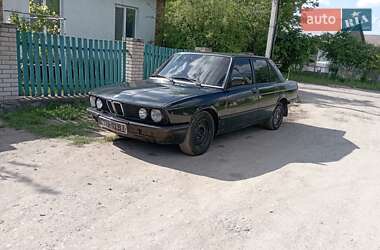 Седан BMW 5 Series 1986 в Благовещенском
