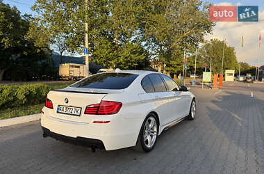 Седан BMW 5 Series 2012 в 