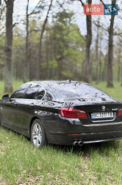Седан BMW 5 Series 2013 в 