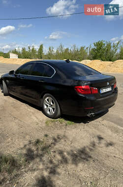 Седан BMW 5 Series 2013 в 