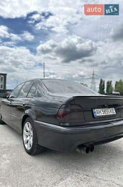 Седан BMW 5 Series 2002 в 