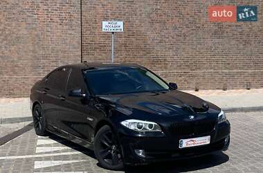 Седан BMW 5 Series 2011 в 