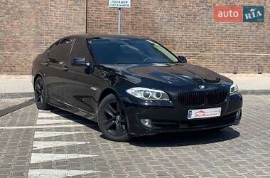 Седан BMW 5 Series 2011 в 