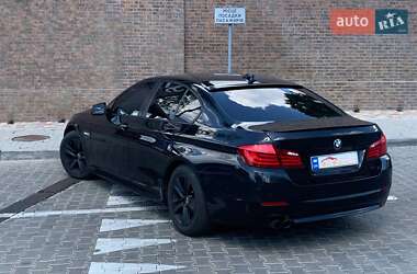 Седан BMW 5 Series 2011 в 