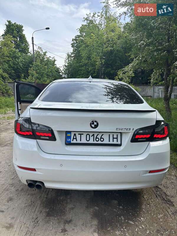 Седан BMW 5 Series 2014 в Ивано-Франковске