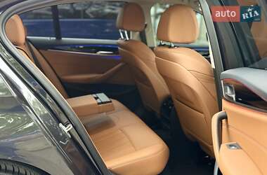 Седан BMW 5 Series 2021 в 