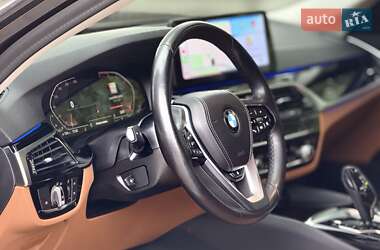 Седан BMW 5 Series 2021 в 