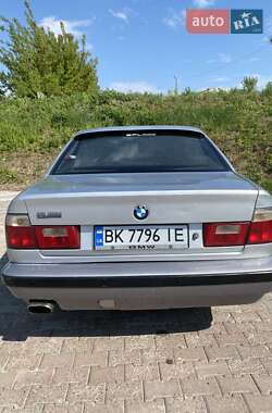 Седан BMW 5 Series 1990 в 