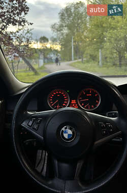 Седан BMW 5 Series 2004 в 