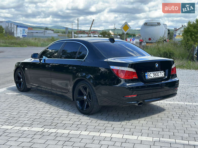 Седан BMW 5 Series 2009 в Ужгороде
