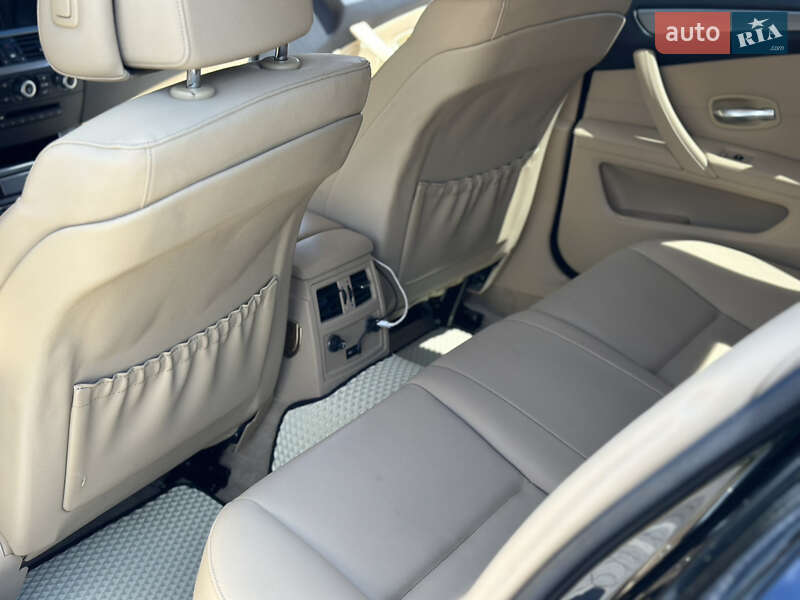 Седан BMW 5 Series 2009 в Ужгороде