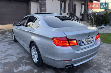 Седан BMW 5 Series 2011 в 