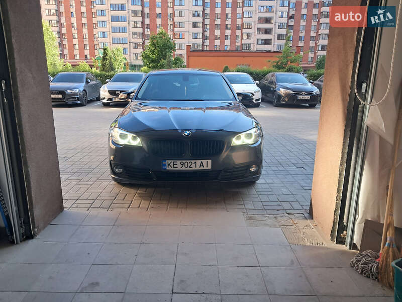 Седан BMW 5 Series 2013 в Днепре