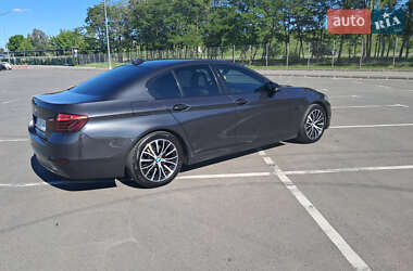 Седан BMW 5 Series 2013 в 