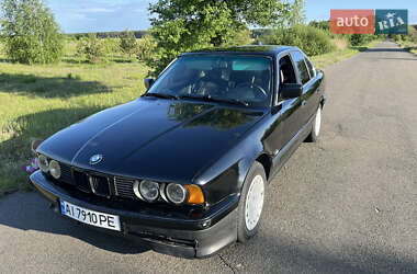 Седан BMW 5 Series 1990 в Макарові