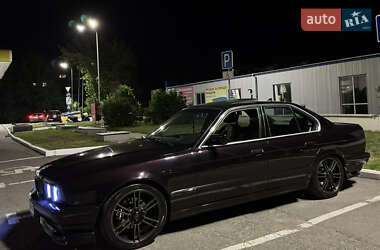 Седан BMW 5 Series 1989 в Києві