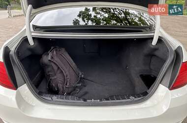 Седан BMW 5 Series 2014 в 