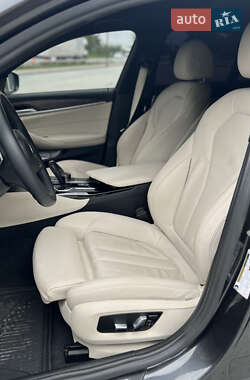 Седан BMW 5 Series 2017 в 