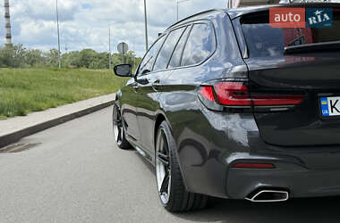 Універсал BMW 5 Series 2019 в 