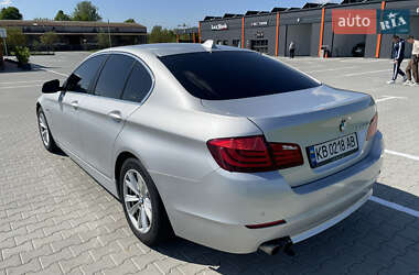 Седан BMW 5 Series 2011 в 
