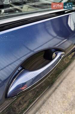 Седан BMW 5 Series 2012 в 