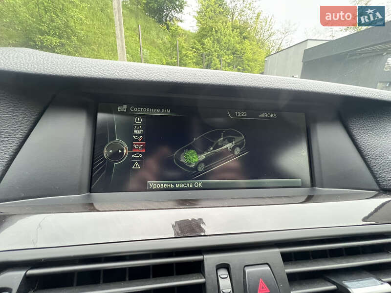 Седан BMW 5 Series 2012 в Львові
