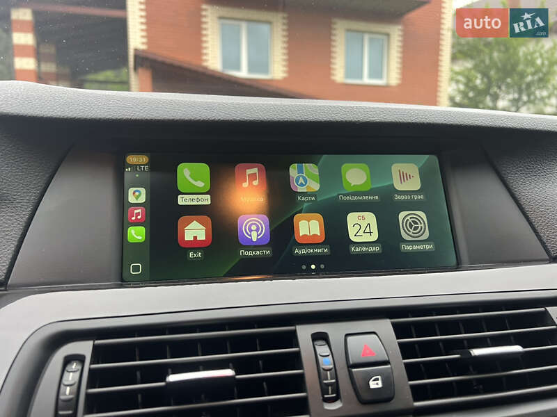 Седан BMW 5 Series 2012 в Львові