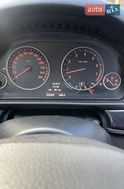 Седан BMW 5 Series 2012 в 