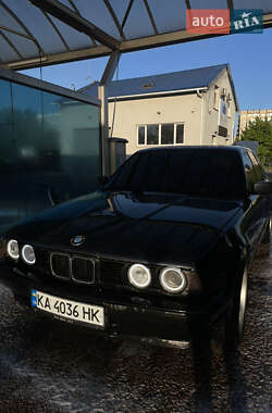 Седан BMW 5 Series 1990 в 
